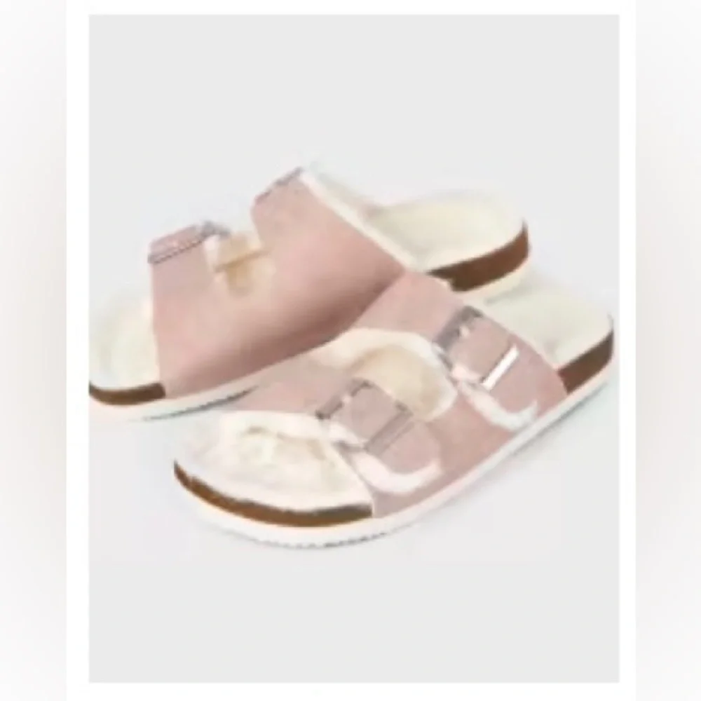 Sugar & Jade Tween Girls Faux Fur Double Buckle Slides - Pink Size 4 NWT
